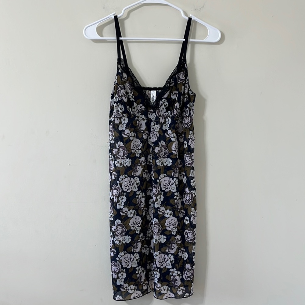 Lindex Floral Lace Detail V-Neck Adjustable Straps Slip Dress Size Large